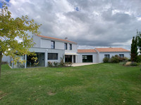 Maison à vendre à Givrand, Vendée - 790.000 € - photo 6