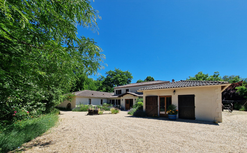 Maison à vendre à Montpon-Ménestérol, Dordogne - 774 999 € - photo 1
