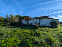 Maison à vendre à Écuras, Charente - 139.000 € - photo 2