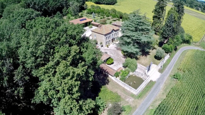 Chateau à vendre à Sarremezan, Haute-Garonne, Midi-Pyrénées, avec Leggett Immobilier