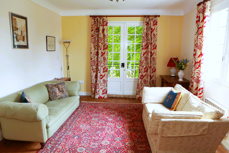 French property for sale in Cherval, Dordogne - €272,850 - photo 7