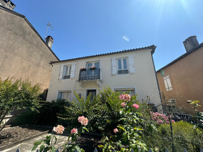 Maison à vendre à Campagne-d'Armagnac, Gers, Midi-Pyrénées, avec Leggett Immobilier