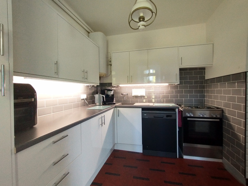 French property for sale in Pincé, Sarthe - €355,100 - photo 6