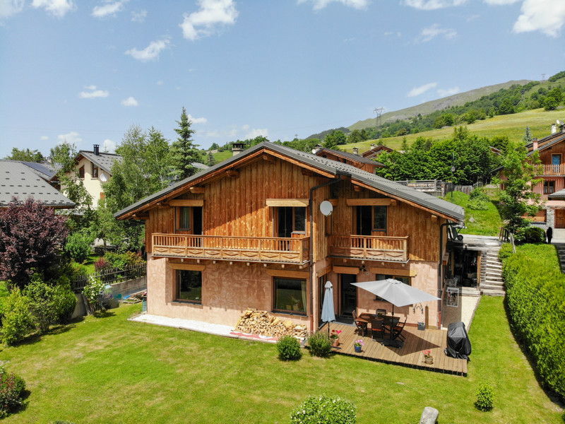 Ski property for sale in Saint Martin de Belleville - €1,795,000 - photo 0