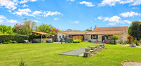 Propriété à vendre à Saint-Valérien, Vendée - 339 000 € - photo n°1