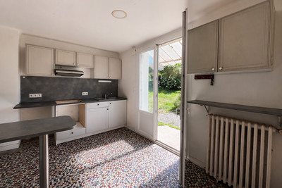 French property for sale in Saint-Père-Marc-en-Poulet, Ille-et-Vilaine - €329,788 - photo 4