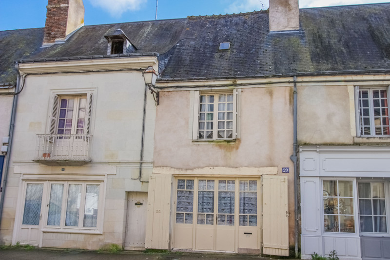 House for sale in Richelieu IndreetLoire Two bedroom townhouse