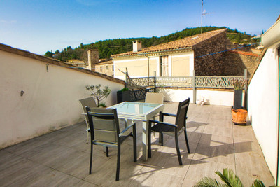 Maison à vendre à Nébian, Hérault, Languedoc-Roussillon, avec Leggett Immobilier