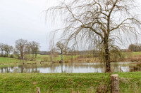 Lacs à vendre à Chabrac, Charente - 93 500 € - photo 5