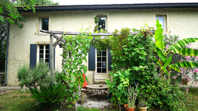 French property for sale in Sauveterre-de-Guyenne, Gironde - €398,000 - photo 1