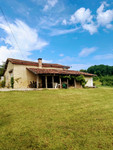 Maison à vendre à Salles-Lavalette, Charente - 299 600 € - photo 2