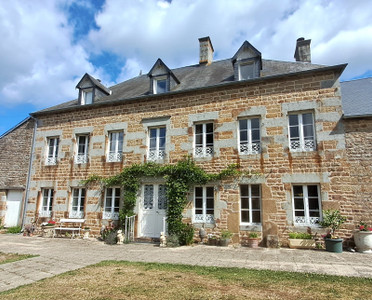 house for sale in Orne