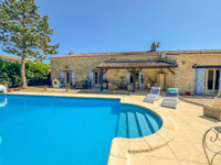 Maison à vendre à Montcaret, Dordogne - 397.500 € - photo 1