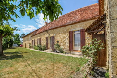 Maison à vendre à Saint-Germain-et-Mons, Dordogne, Aquitaine, avec Leggett Immobilier