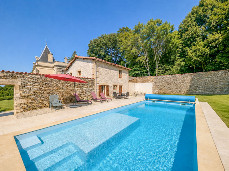 French property for sale in Exireuil, Deux-Sèvres - €795,000 - photo 3