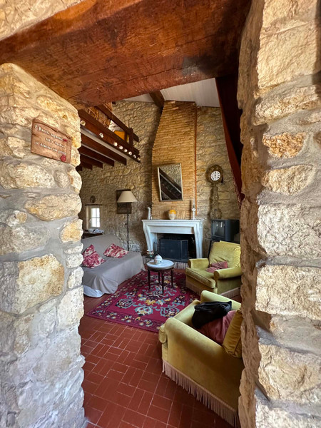 French property for sale in Queyrac, Gironde - €420,000 - photo 5