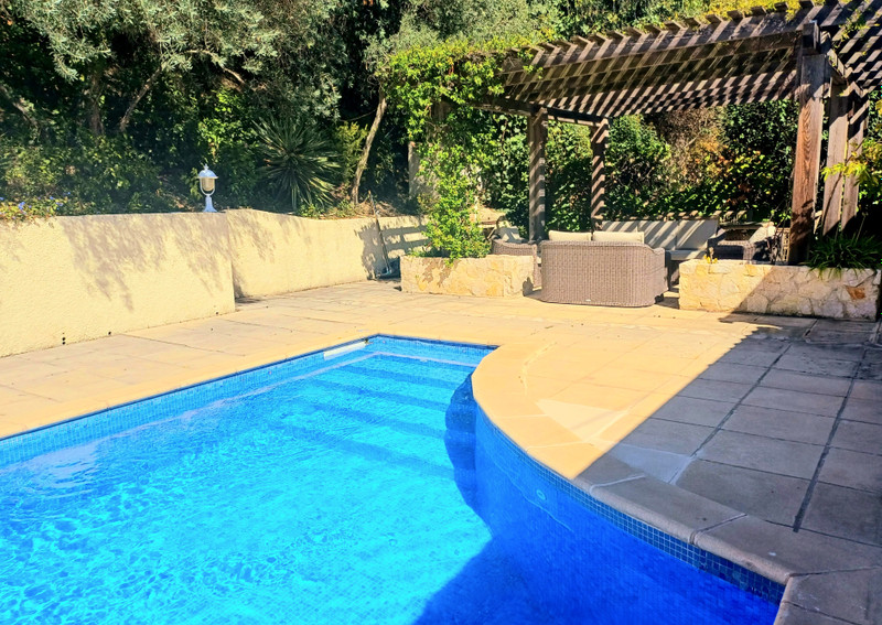Maison à vendre à Saint-Geniès-de-Fontedit, Hérault - 349.000 € - photo 1