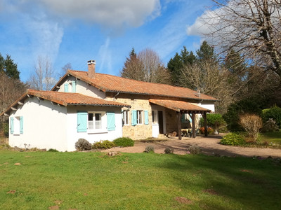 Maison à vendre à Marval, Haute-Vienne, Limousin, avec Leggett Immobilier