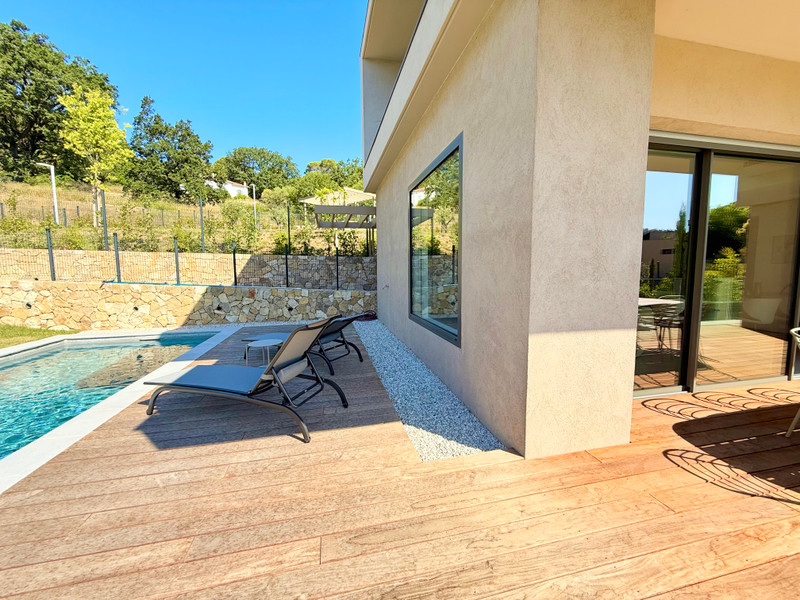 French property for sale in Mougins, Alpes-Maritimes - €2,390,000 - photo 9