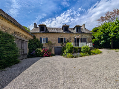 French property for sale in Juillac, Corrèze - €191,000 - photo 1
