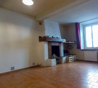 French property for sale in Quillan, Aude - €65,000 - photo 2