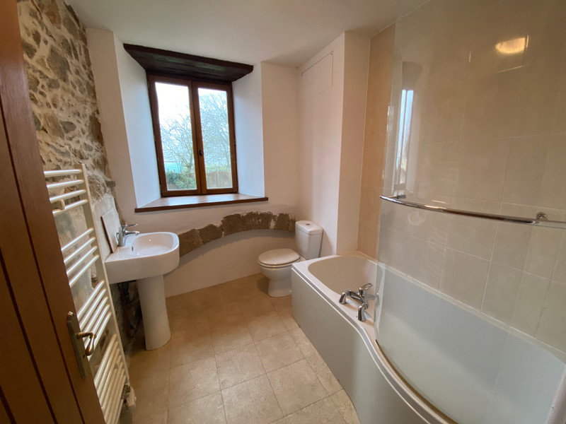 French property for sale in Roumazières-Loubert, Charente - €129,000 - photo 5