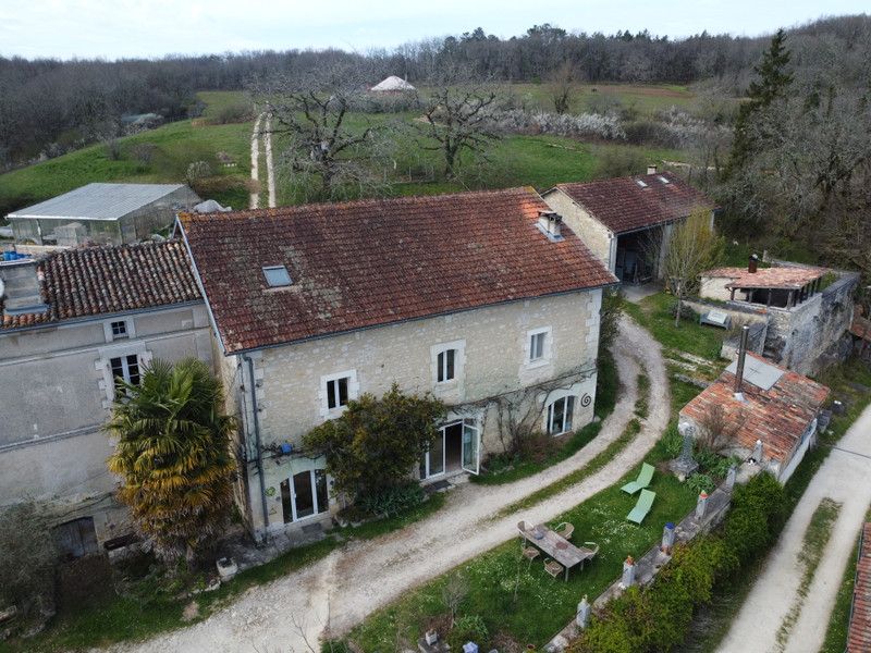 French property for sale in Angoulême, Charente - €1,999,000 - photo 8