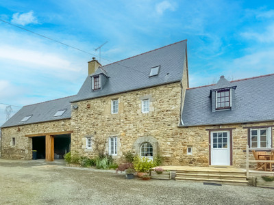 Maison à vendre à Tréglamus, Côtes-d'Armor, Bretagne, avec Leggett Immobilier