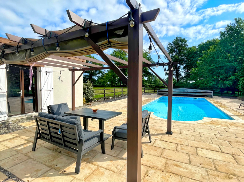 French property for sale in Gajoubert, Haute-Vienne - €323,300 - photo 1
