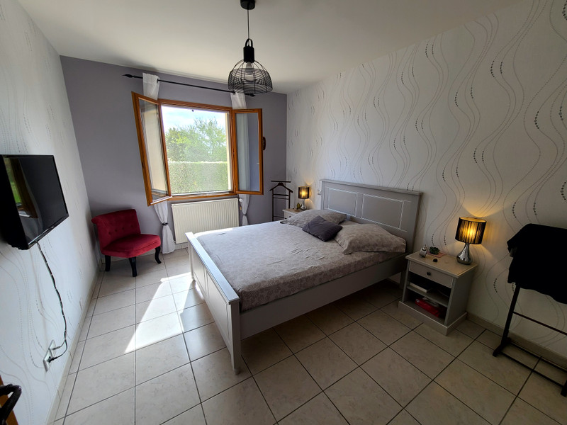 French property for sale in Civray, Vienne - €226,840 - photo 4