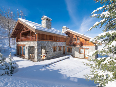 Welcome to this incredible mountain haven of comfort and tranquility, a 4-bedroom modern chalet Meribel valley