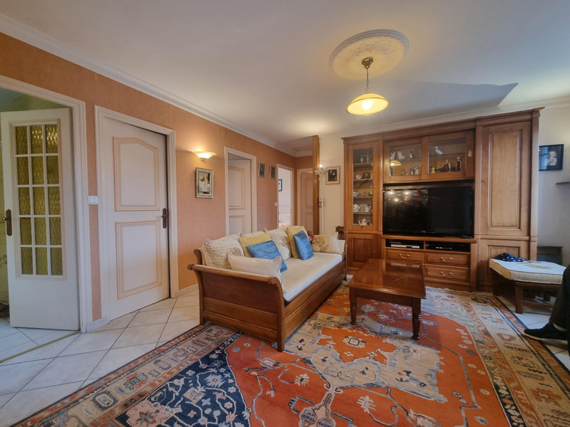 French property for sale in Saint-Aignan-sur-Roë, Mayenne - €153,950 - photo 4
