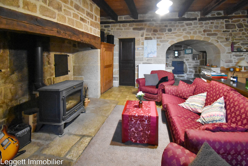 French property for sale in Marcillac-la-Croisille, Corrèze - €315,650 - photo 10