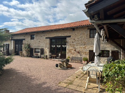 Maison à vendre à Pensol, Haute-Vienne, Limousin, avec Leggett Immobilier