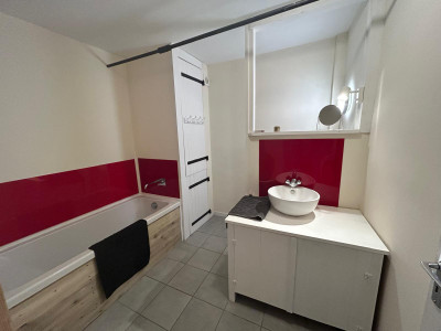 French property for sale in Chastreix, Puy-de-Dôme - €240,000 - photo 9