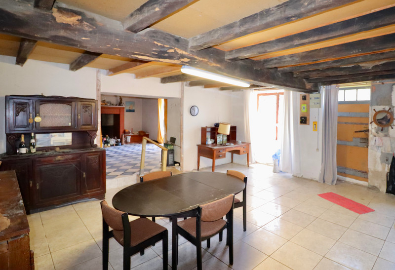 French property for sale in Écuras, Charente - €60,000 - photo 5