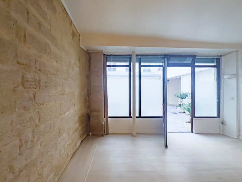 French property for sale in Paris 3e Arrondissement, Paris - €415,000 - photo 4