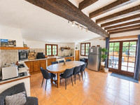 Propriété à vendre à Aubeterre-sur-Dronne, Charente - 299 000 € - photo n°3