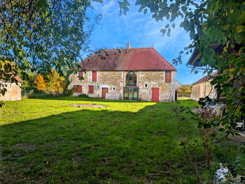 Propriété à vendre à Courgeon, Orne - 170 000 €