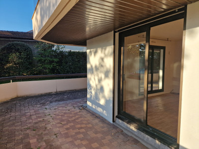French property for sale in Le Bouscat, Gironde - €162,000 - photo 2