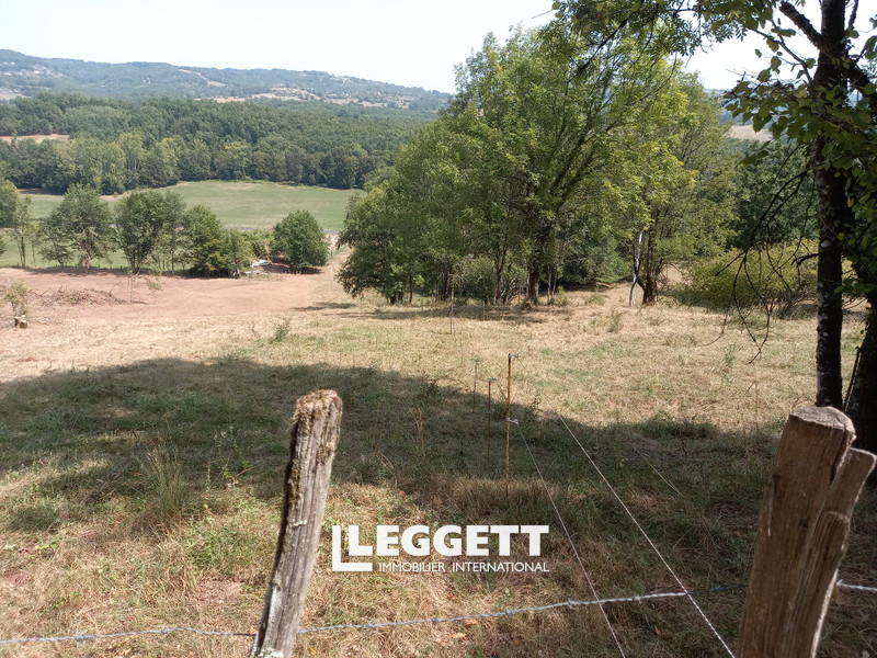 Terrain — Saint-Cyr-la-Roche