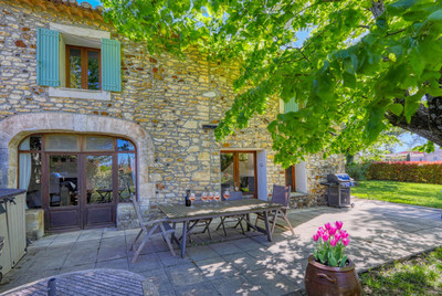 French property for sale in Gargas, Vaucluse - €375,000 - photo 9