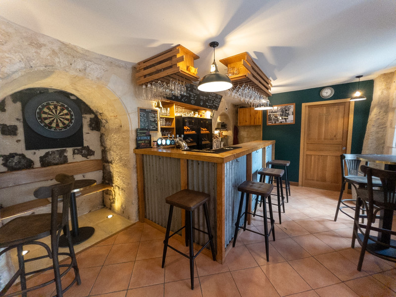 French property for sale in Aubeterre-sur-Dronne, Charente - €457,000 - photo 1