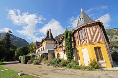 French property for sale in Tarascon-sur-Ariège, Ariège - €2,080,000 - photo 2