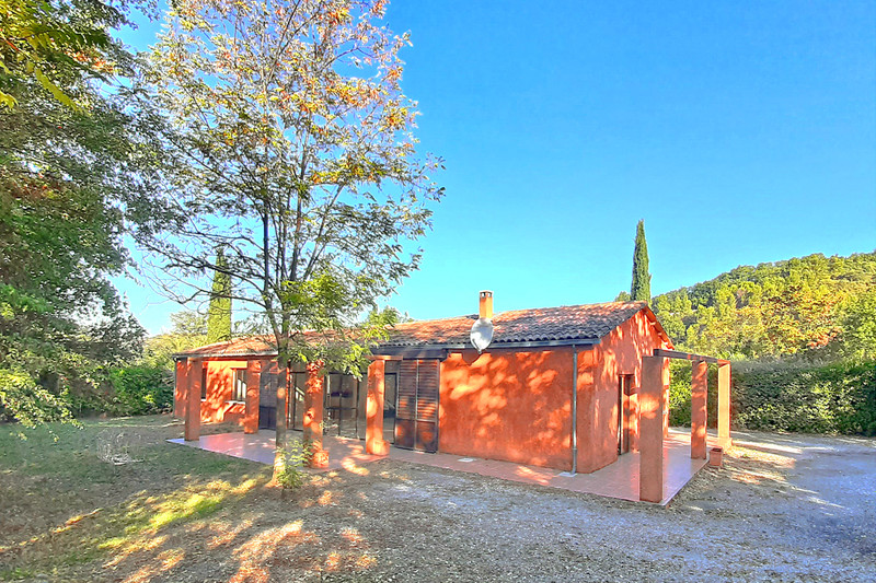 House for sale in Saignon Vaucluse LUBERON, close to APT