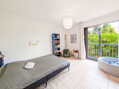 French property for sale in Nice, Alpes-Maritimes - €329,000 - photo 4