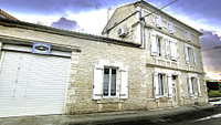 Maison à vendre à Mansle, Charente - 188.500 € - photo 2
