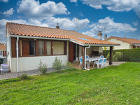 Maison à vendre à Chabanais, Charente - 109.000 € - photo 10