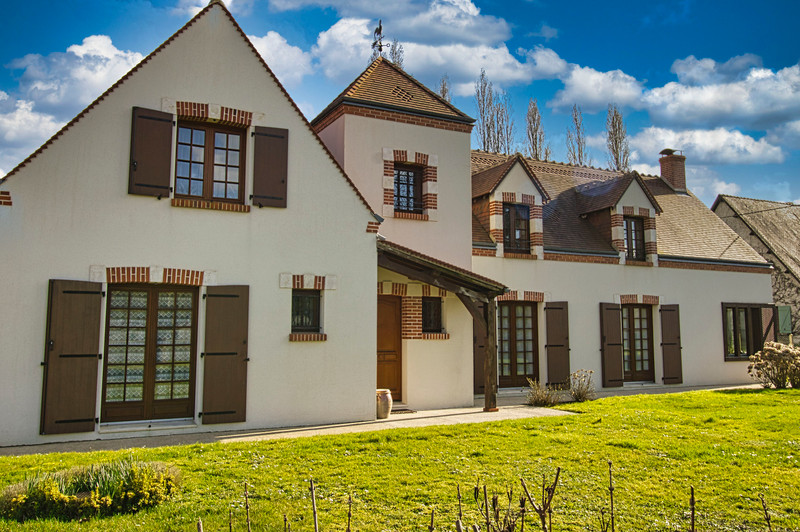 Maison à vendre à Orléans, Loiret - 535.000 € - photo 1
