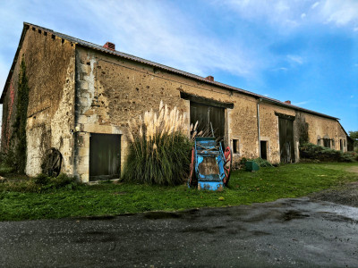 French property for sale in Millac, Vienne - €365,700 - photo 7